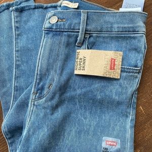 Levi’s 720 High Rise Super Skinny